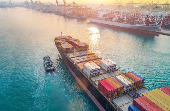 寧波海運(yùn)貨代承擔(dān)著重要的任務(wù)，為寧波的經(jīng)濟(jì)發(fā)展作出了重要貢獻(xiàn)