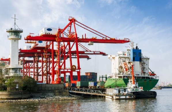 寧波貨代公司如何在激烈的市場競爭中脫穎而出，實現創新與突破