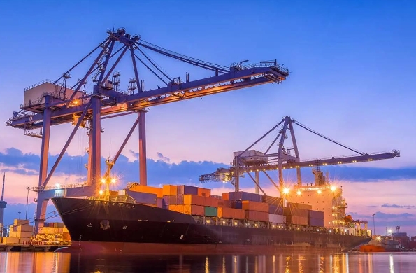 面對激烈的市場競爭和不斷變化的客戶需求，天津貨代如何應對？