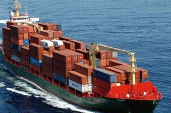 主要港口碼頭停止接受出口貨物，并將進口量減少一半