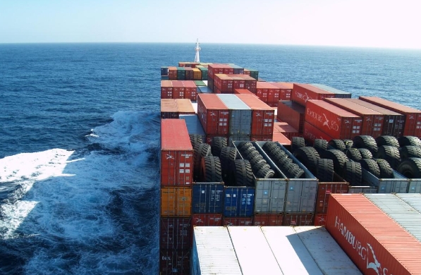 上海到巴基斯坦專線以其快捷高效的特性，成為眾多企業選擇的首選