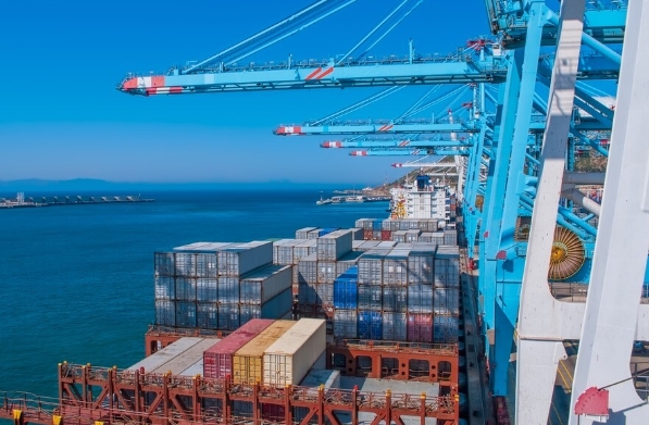 歐洲貨代公司正站在新的歷史起點上，面臨著前所未有的機遇與挑戰